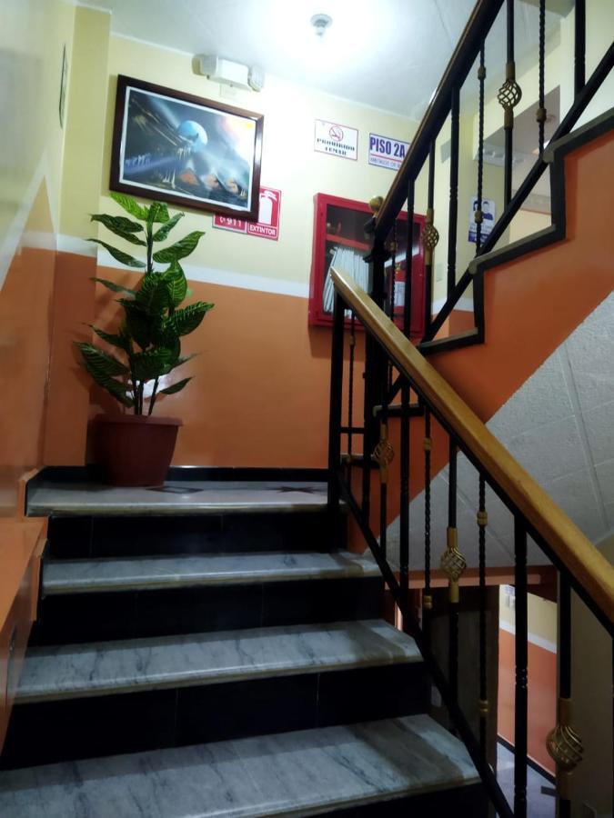 Hotel Velanez Suite ريوبامبا المظهر الخارجي الصورة