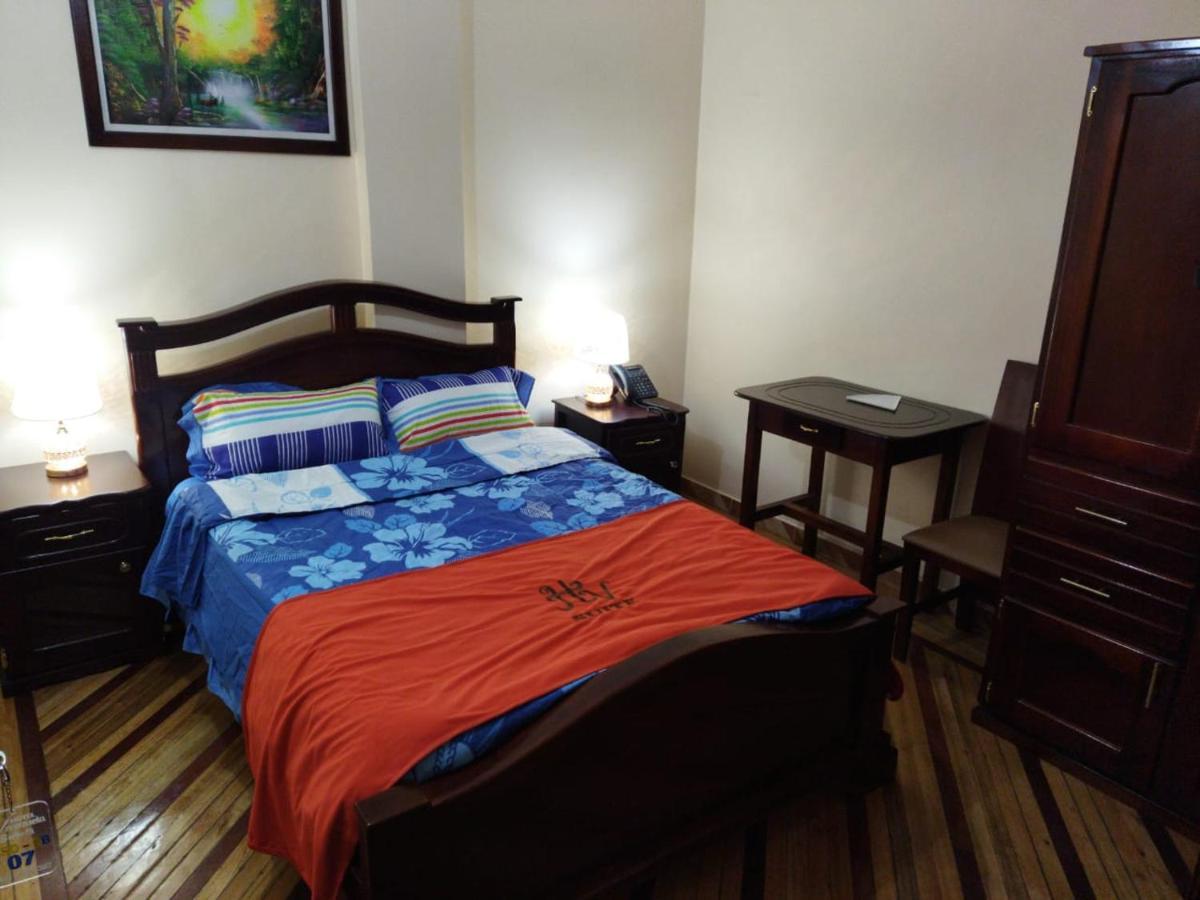 Hotel Velanez Suite ريوبامبا المظهر الخارجي الصورة