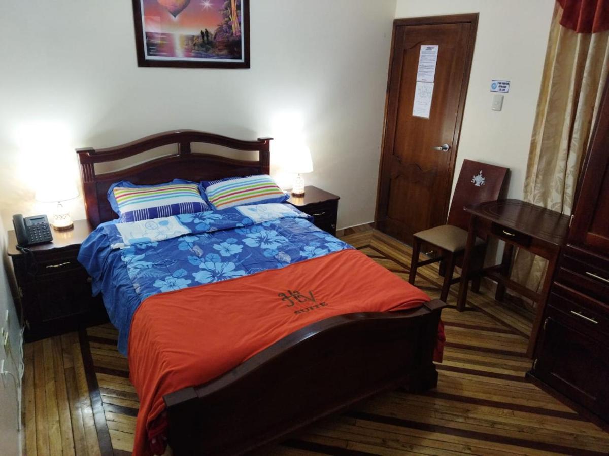 Hotel Velanez Suite ريوبامبا المظهر الخارجي الصورة